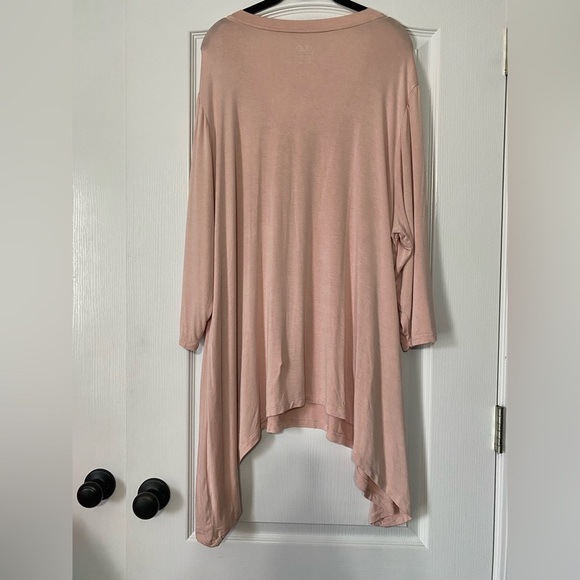 Logo by Lori Goldstein Women's V-Neck Pink Top Size 4X - Picture 2 of 2